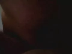 Hon började kasta sin flickvän i Anal på hd porr läpparna