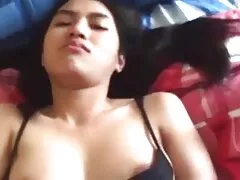 Hon gav den till lång porr sin man och hans vänner.